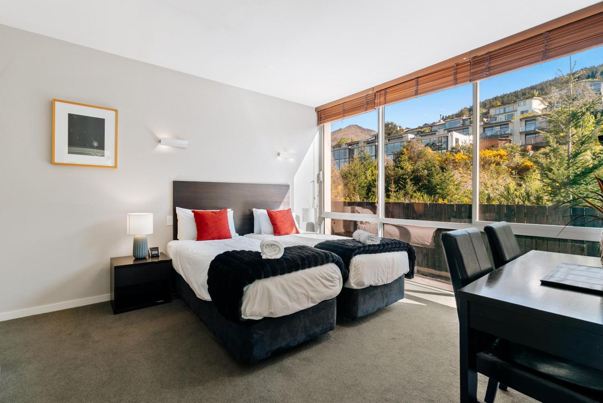 Modern Executive Living In Pounamu Queenstown Luaran gambar