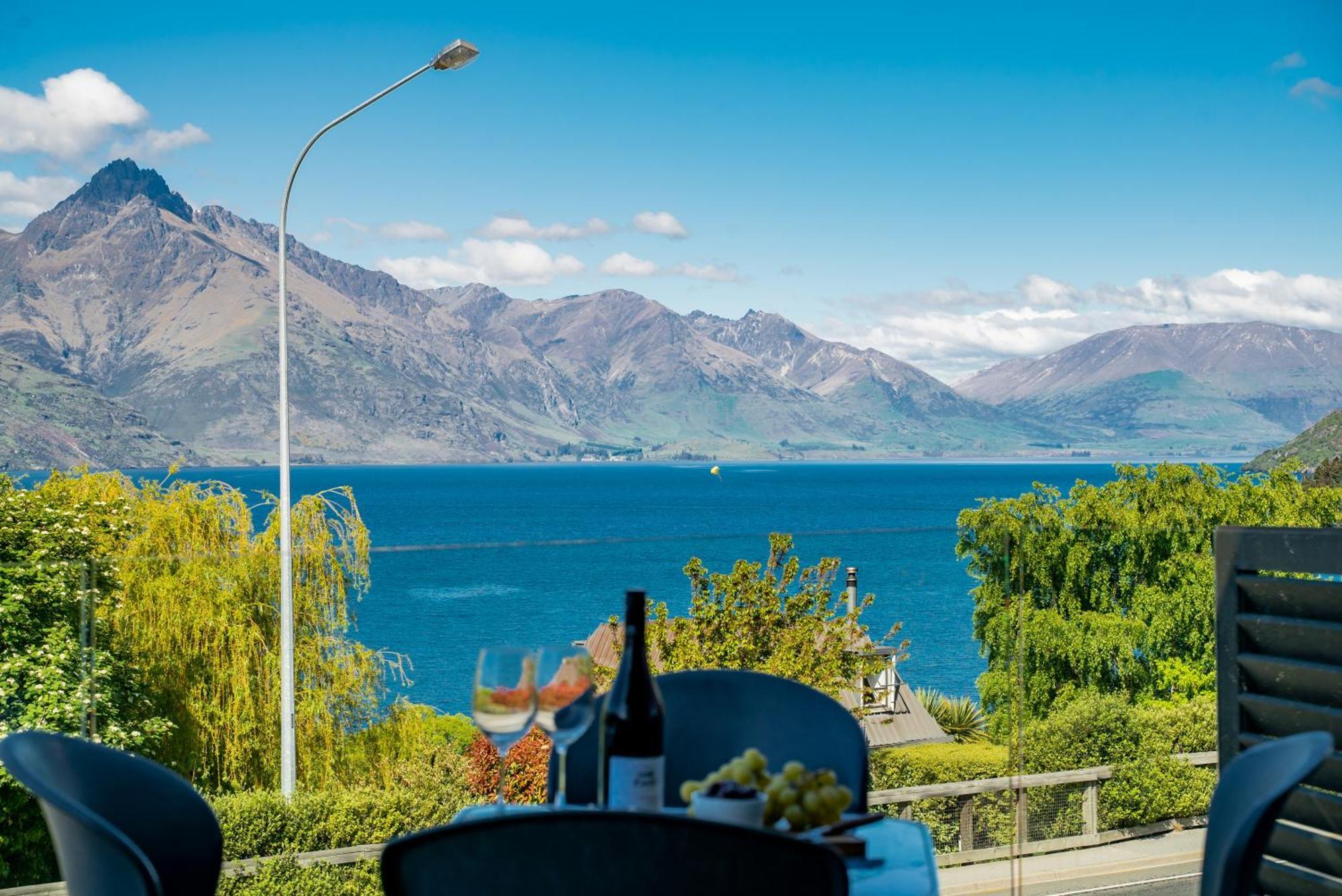 Modern Executive Living In Pounamu Queenstown Luaran gambar