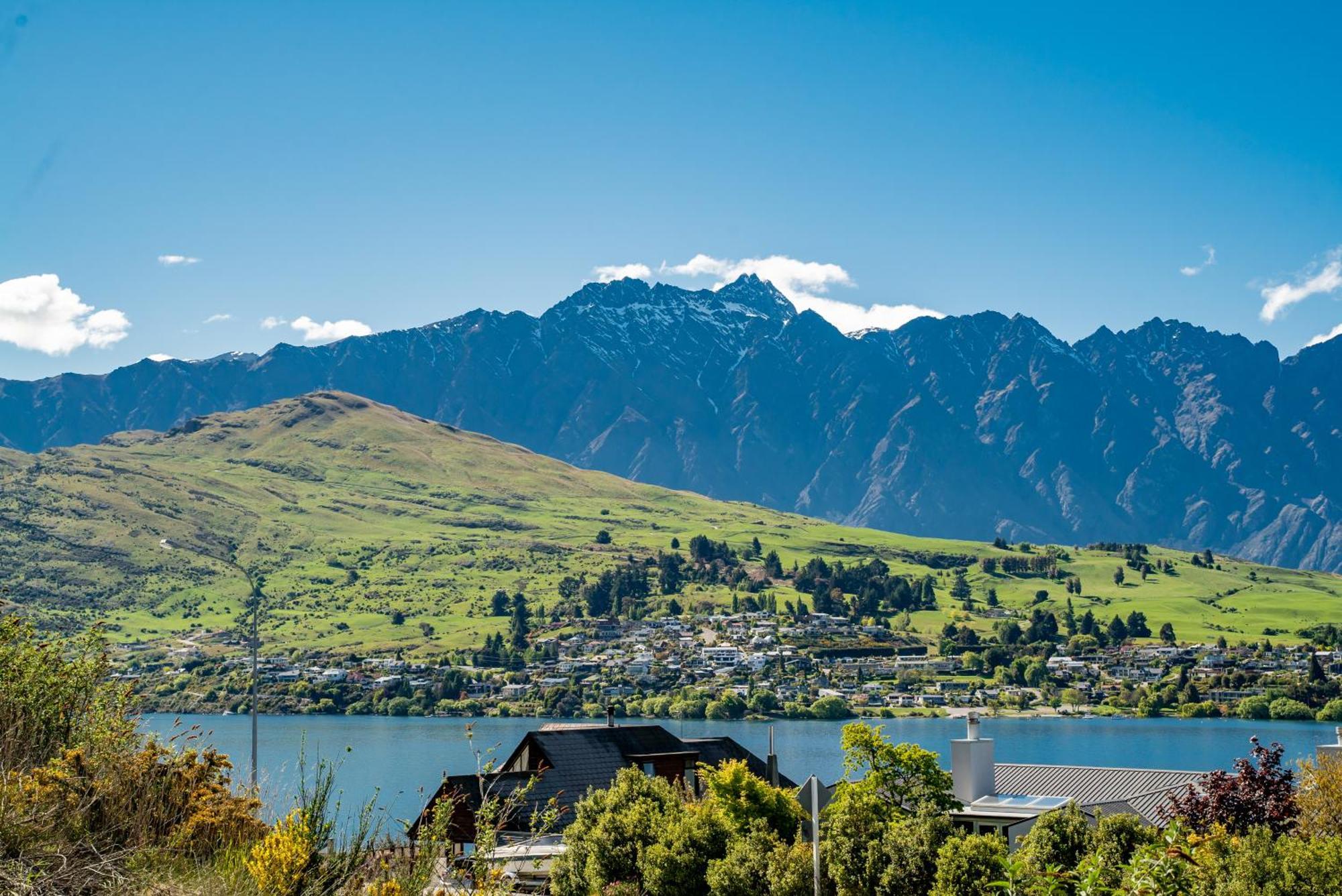 Modern Executive Living In Pounamu Queenstown Luaran gambar